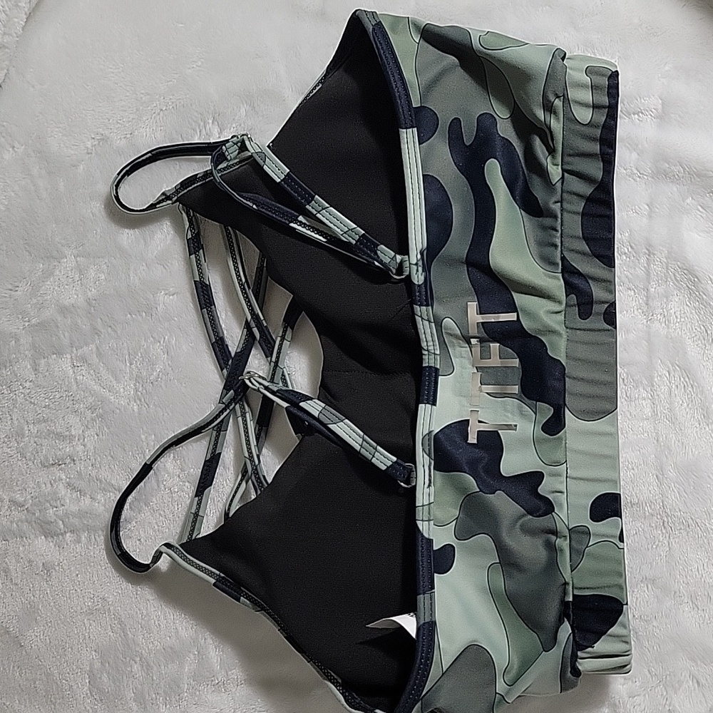 Spots bra - Picture 2 of 3